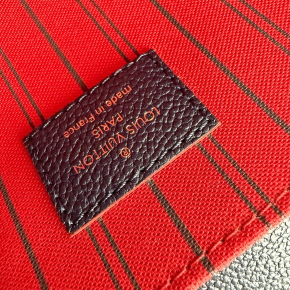 AUTHENTIC Louis Vuitton LV Pochette Metis Marine Rouge Navy Leather - Picture 11 of 16